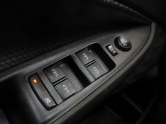Chevrolet ONIX 1.0 TURBO FLEX PLUS AUTOMÁTICO 2019/2020 BETIOLO NOVOS E SEMINOVOS LAJEADO / Carros no Vale