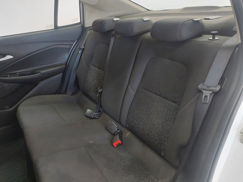 Chevrolet ONIX 1.0 TURBO FLEX PLUS AUTOMÁTICO 2019/2020 BETIOLO NOVOS E SEMINOVOS LAJEADO / Carros no Vale