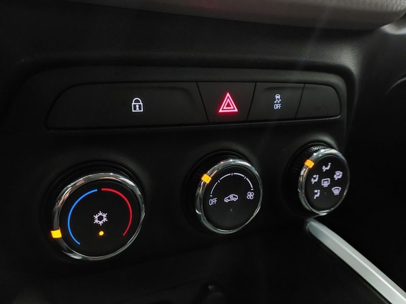 Chevrolet ONIX 1.0 TURBO FLEX PREMIER AUTOMÁTICO 2021/2022 BETIOLO NOVOS E SEMINOVOS LAJEADO / Carros no Vale