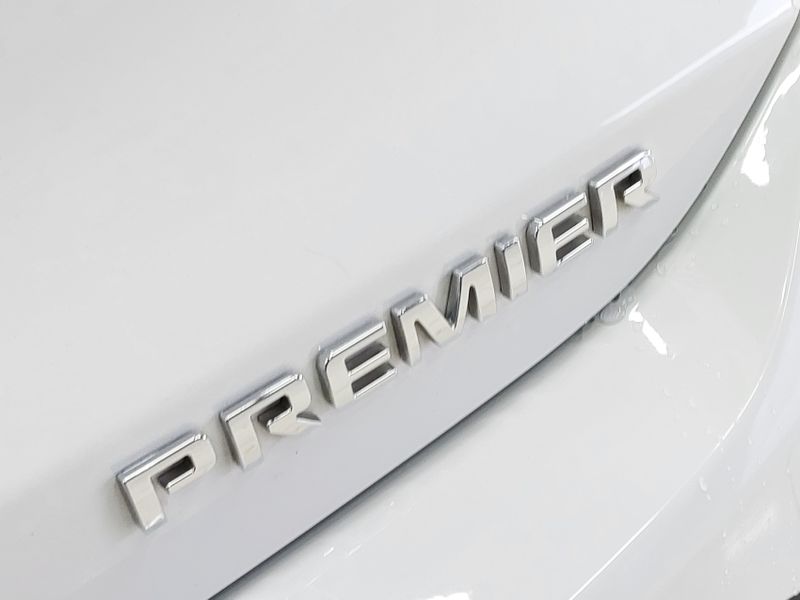 Chevrolet ONIX 1.0 TURBO FLEX PREMIER AUTOMÁTICO 2021/2022 BETIOLO NOVOS E SEMINOVOS LAJEADO / Carros no Vale