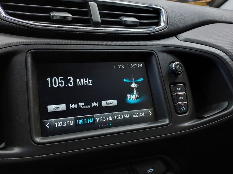 Chevrolet ONIX 1.4 MPFI LTZ 8V FLEX 4P AUTOMÁTICO 2016/2017 BETIOLO NOVOS E SEMINOVOS LAJEADO / Carros no Vale