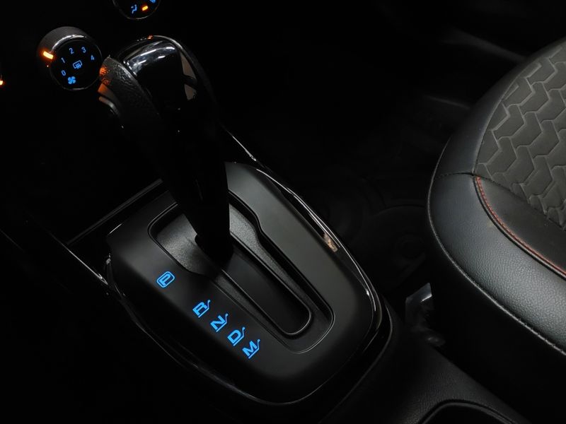 Chevrolet ONIX 1.4 MPFI LTZ 8V FLEX 4P AUTOMÁTICO 2016/2017 BETIOLO NOVOS E SEMINOVOS LAJEADO / Carros no Vale