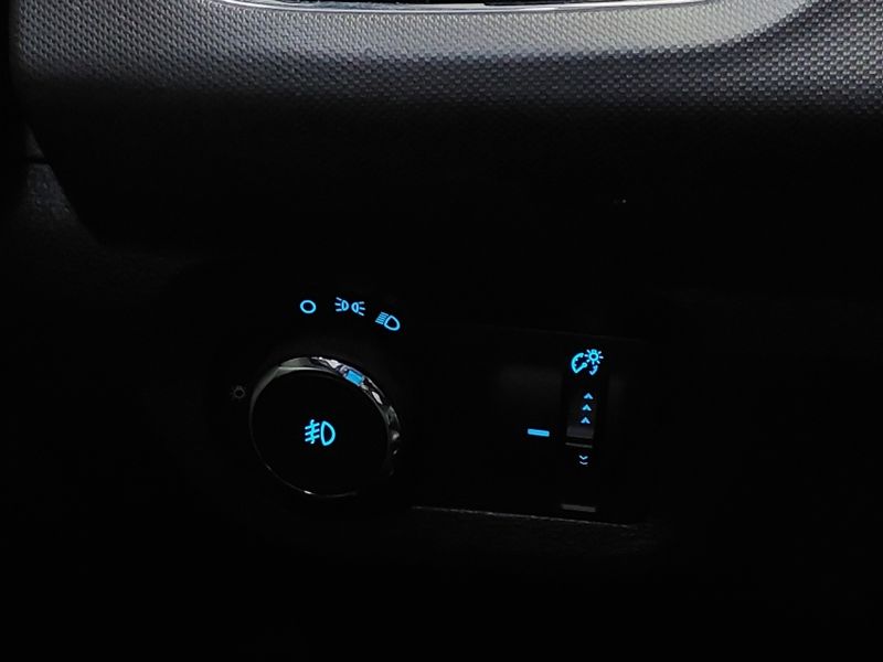 Chevrolet ONIX 1.4 MPFI LTZ 8V FLEX 4P AUTOMÁTICO 2016/2017 BETIOLO NOVOS E SEMINOVOS LAJEADO / Carros no Vale