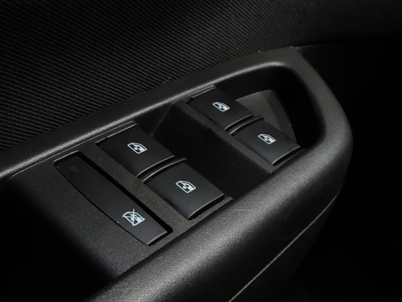 Chevrolet ONIX 1.4 MPFI LTZ 8V FLEX 4P AUTOMÁTICO 2016/2017 BETIOLO NOVOS E SEMINOVOS LAJEADO / Carros no Vale