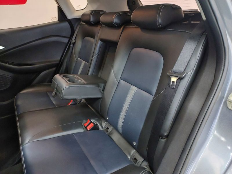 Chevrolet TRACKER 1.2 TURBO FLEX PREMIER AUTOMÁTICO 2020/2021 BETIOLO NOVOS E SEMINOVOS LAJEADO / Carros no Vale