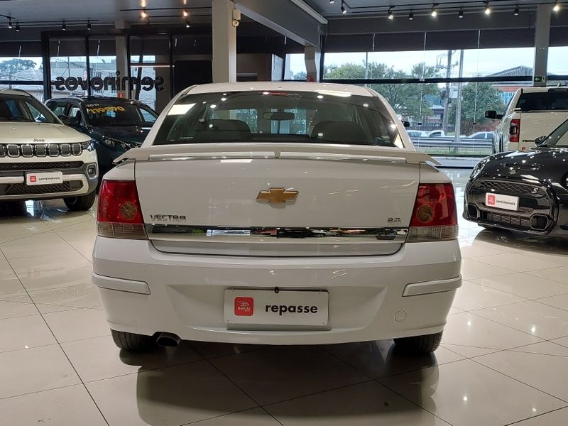 Chevrolet VECTRA 2.0 MPFI EXPRESSION 8V FLEX 4P MANUAL 2011/2011 BETIOLO NOVOS E SEMINOVOS LAJEADO / Carros no Vale