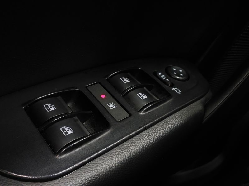 Fiat ARGO 1.8 E.TORQ FLEX HGT AT6 2018/2018 BETIOLO NOVOS E SEMINOVOS LAJEADO / Carros no Vale