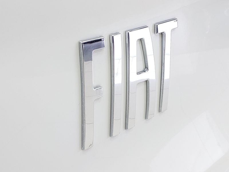 Fiat ARGO 1.8 E.TORQ FLEX HGT AT6 2018/2018 BETIOLO NOVOS E SEMINOVOS LAJEADO / Carros no Vale