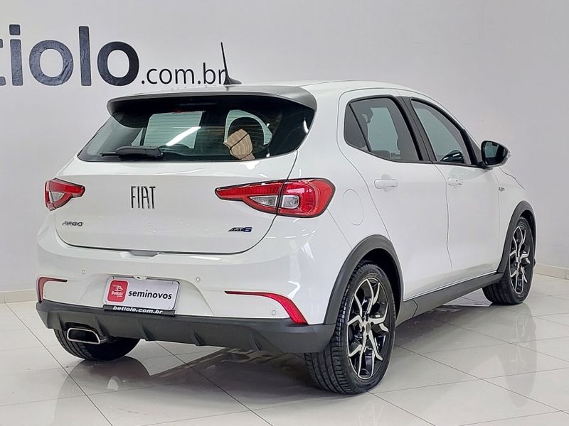 Fiat ARGO 1.8 E.TORQ FLEX HGT AT6 2018/2018 BETIOLO NOVOS E SEMINOVOS LAJEADO / Carros no Vale