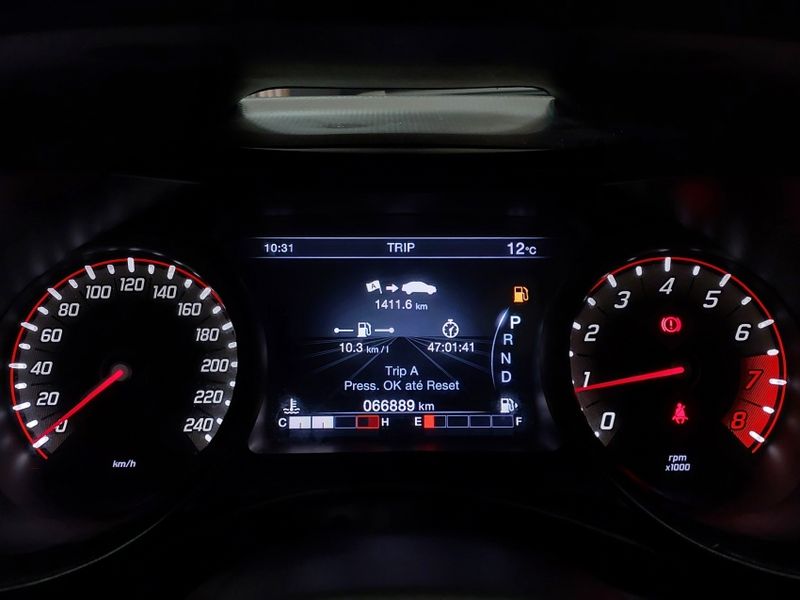 Fiat CRONOS 1.8 E.TORQ FLEX HGT AT6 2021/2021 BETIOLO NOVOS E SEMINOVOS LAJEADO / Carros no Vale