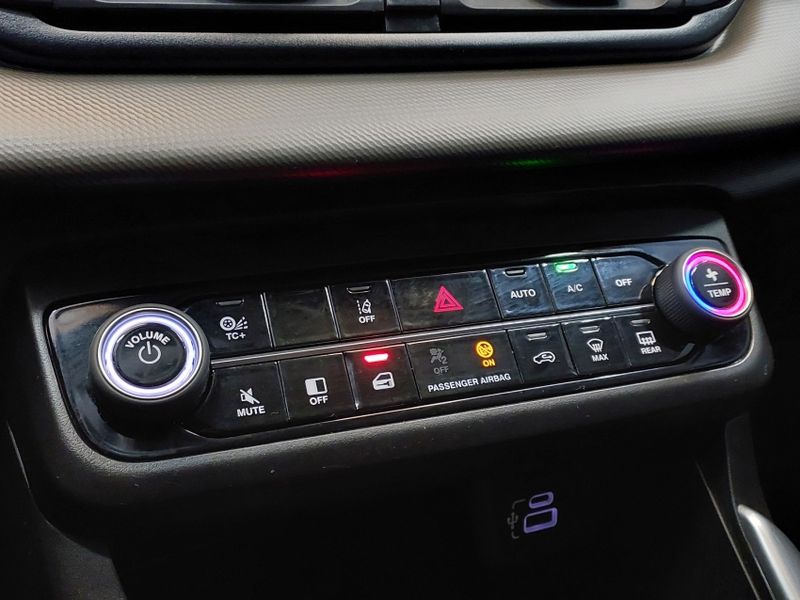 Fiat FASTBACK 1.0 TURBO 200 FLEX AUDACE CVT 2022/2023 BETIOLO NOVOS E SEMINOVOS LAJEADO / Carros no Vale