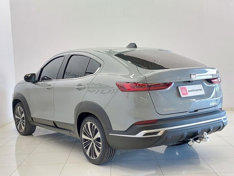 Fiat FASTBACK 1.0 TURBO 200 FLEX AUDACE CVT 2022/2023 BETIOLO NOVOS E SEMINOVOS LAJEADO / Carros no Vale