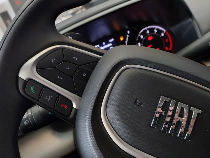 Fiat FASTBACK 1.0 TURBO 200 FLEX CVT 2025/2025 BETIOLO NOVOS E SEMINOVOS LAJEADO / Carros no Vale