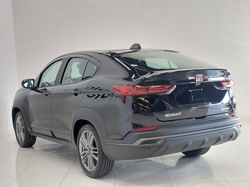 Fiat FASTBACK 1.0 TURBO 200 FLEX CVT 2025/2025 BETIOLO NOVOS E SEMINOVOS LAJEADO / Carros no Vale