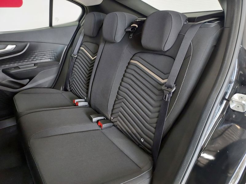 Fiat FASTBACK 1.0 TURBO 200 FLEX CVT 2025/2025 BETIOLO NOVOS E SEMINOVOS LAJEADO / Carros no Vale