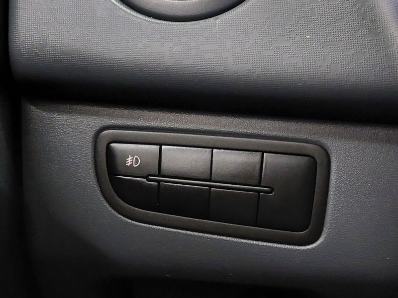 Fiat FIORINO 1.4 MPI FURGÃO ENDURANCE 8V FLEX 2P MANUAL 2021/2021 BETIOLO NOVOS E SEMINOVOS LAJEADO / Carros no Vale