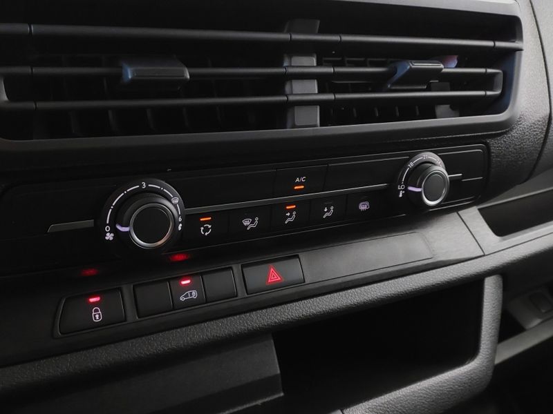 Fiat SCUDO 2.2 TURBO DIESEL CARGO MANUAL 2025/2025 BETIOLO NOVOS E SEMINOVOS LAJEADO / Carros no Vale