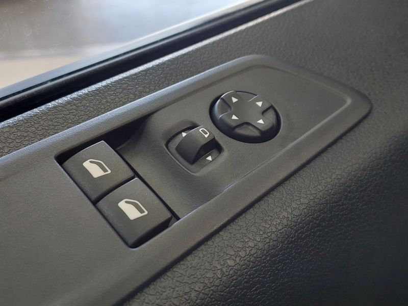 Fiat SCUDO 2.2 TURBO DIESEL CARGO MANUAL 2025/2025 BETIOLO NOVOS E SEMINOVOS LAJEADO / Carros no Vale