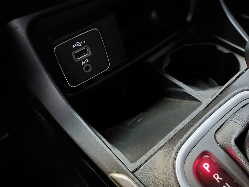 Fiat STRADA 1.3 FIREFLY FLEX VOLCANO CD CVT 2023/2023 BETIOLO NOVOS E SEMINOVOS LAJEADO / Carros no Vale