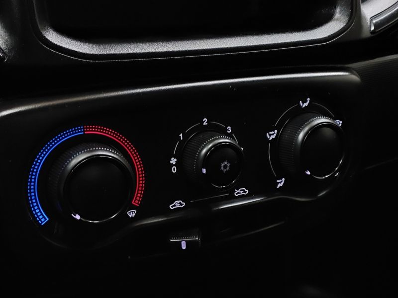 Fiat STRADA 1.4 FIRE FLEX ENDURANCE CS MANUAL 2021/2022 BETIOLO NOVOS E SEMINOVOS LAJEADO / Carros no Vale