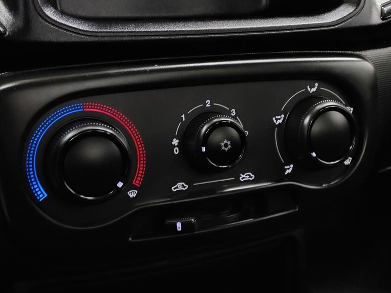 Fiat STRADA 1.4 FIRE FLEX ENDURANCE CS MANUAL 2023/2023 BETIOLO NOVOS E SEMINOVOS LAJEADO / Carros no Vale