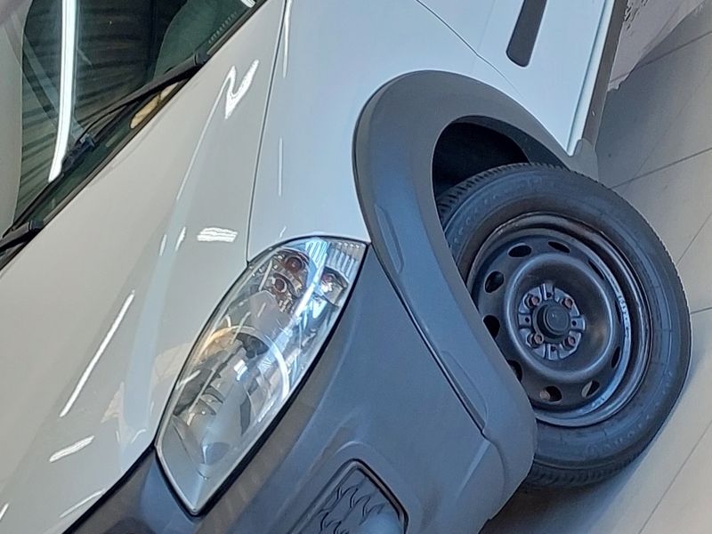 Fiat STRADA 1.4 MPI HARD WORKING CE 8V FLEX 2P MANUAL 2018/2018 BETIOLO NOVOS E SEMINOVOS LAJEADO / Carros no Vale
