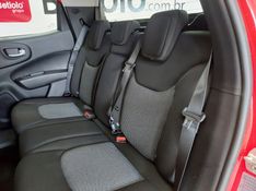 Fiat TORO 1.3 TURBO 270 FLEX ENDURANCE AT6 2025/2025 BETIOLO NOVOS E SEMINOVOS LAJEADO / Carros no Vale
