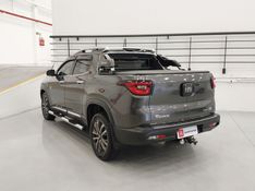 Fiat TORO 2.0 16V TURBO DIESEL RANCH 4WD AT9 2022/2023 BETIOLO NOVOS E SEMINOVOS LAJEADO / Carros no Vale