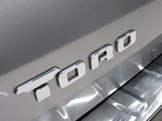 Fiat TORO 2.0 16V TURBO DIESEL VOLCANO 4WD AT9 2020/2021 BETIOLO NOVOS E SEMINOVOS LAJEADO / Carros no Vale