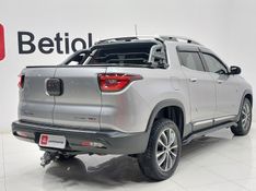 Fiat TORO 2.0 16V TURBO DIESEL VOLCANO 4WD AT9 2020/2021 BETIOLO NOVOS E SEMINOVOS LAJEADO / Carros no Vale