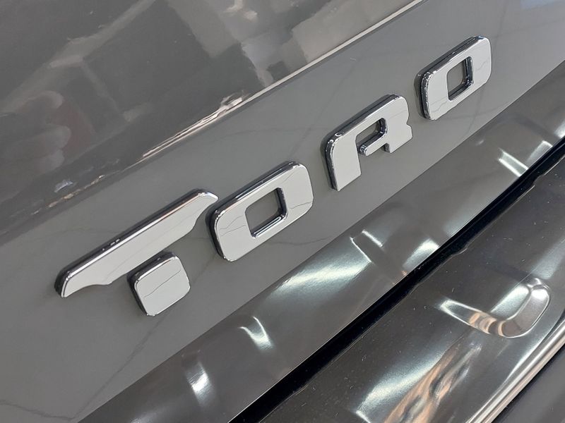 Fiat TORO 2.2 TURBO DIESEL RANCH 4WD AT9 2025/2025 BETIOLO NOVOS E SEMINOVOS LAJEADO / Carros no Vale