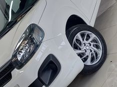 Fiat UNO 1.0 FIRE FLEX ATTRACTIVE MANUAL 2018/2019 BETIOLO NOVOS E SEMINOVOS LAJEADO / Carros no Vale