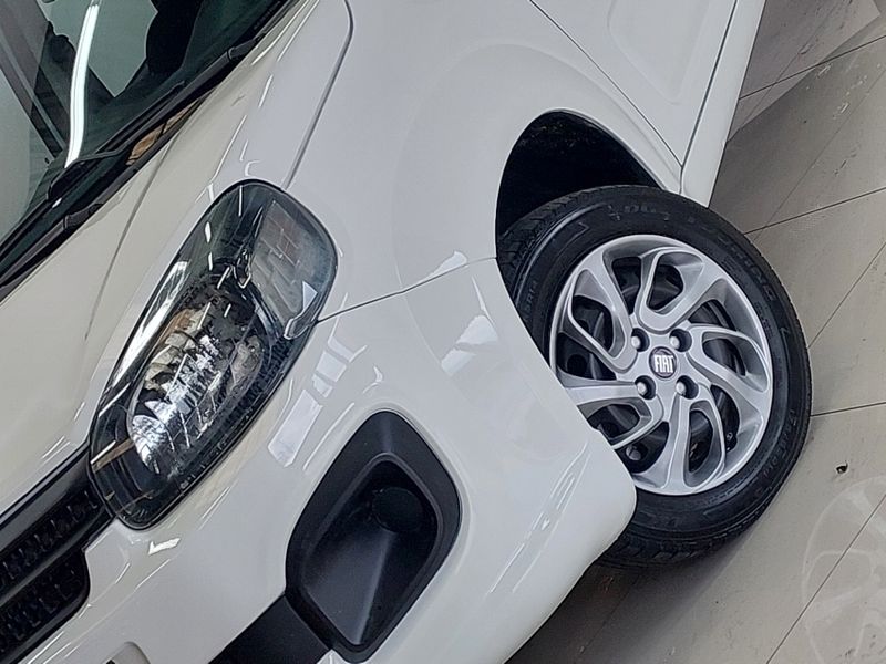 Fiat UNO 1.0 FIRE FLEX ATTRACTIVE MANUAL 2018/2019 BETIOLO NOVOS E SEMINOVOS LAJEADO / Carros no Vale