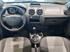 Ford FIESTA 1.6 MPI SEDAN 8V FLEX 4P MANUAL 2010/2011 BETIOLO NOVOS E SEMINOVOS LAJEADO / Carros no Vale