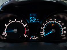 Ford FIESTA 1.6 SEL HATCH 16V FLEX 4P POWERSHIFT 2017/2017 BETIOLO NOVOS E SEMINOVOS LAJEADO / Carros no Vale