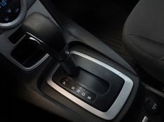 Ford FIESTA 1.6 SEL HATCH 16V FLEX 4P POWERSHIFT 2017/2017 BETIOLO NOVOS E SEMINOVOS LAJEADO / Carros no Vale