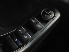 Ford FIESTA 1.6 SEL HATCH 16V FLEX 4P POWERSHIFT 2017/2017 BETIOLO NOVOS E SEMINOVOS LAJEADO / Carros no Vale