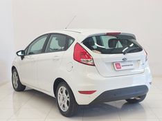 Ford FIESTA 1.6 SEL HATCH 16V FLEX 4P POWERSHIFT 2017/2017 BETIOLO NOVOS E SEMINOVOS LAJEADO / Carros no Vale