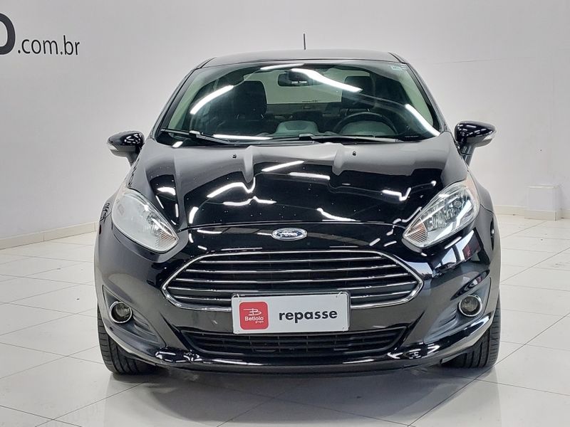 Ford FIESTA 1.6 TITANIUM PLUS SEDAN 16V FLEX 4P POWERSHIFT 2017/2017 BETIOLO NOVOS E SEMINOVOS LAJEADO / Carros no Vale