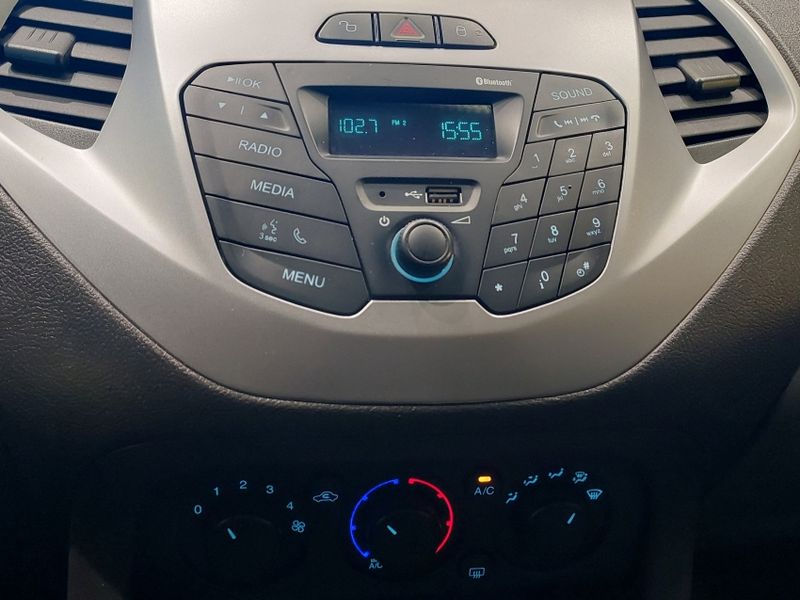 Ford KA 1.0 TI-VCT FLEX SE MANUAL 2017/2018 BETIOLO NOVOS E SEMINOVOS LAJEADO / Carros no Vale