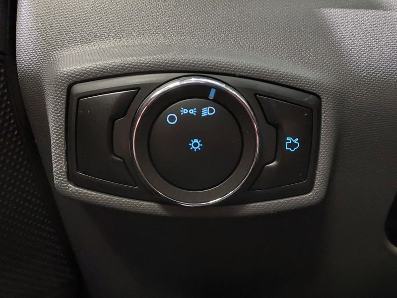 Ford KA 1.0 TI-VCT FLEX SE MANUAL 2017/2018 BETIOLO NOVOS E SEMINOVOS LAJEADO / Carros no Vale