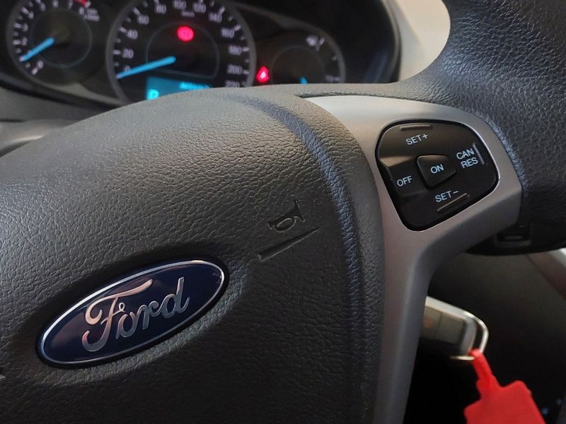 Ford KA 1.5 TI-VCT FLEX SE PLUS AUTOMÁTICO 2020/2020 BETIOLO NOVOS E SEMINOVOS LAJEADO / Carros no Vale