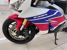 Honda Motos CBR 1000 Fireblade 2013/2013 BETIOLO NOVOS E SEMINOVOS LAJEADO / Carros no Vale