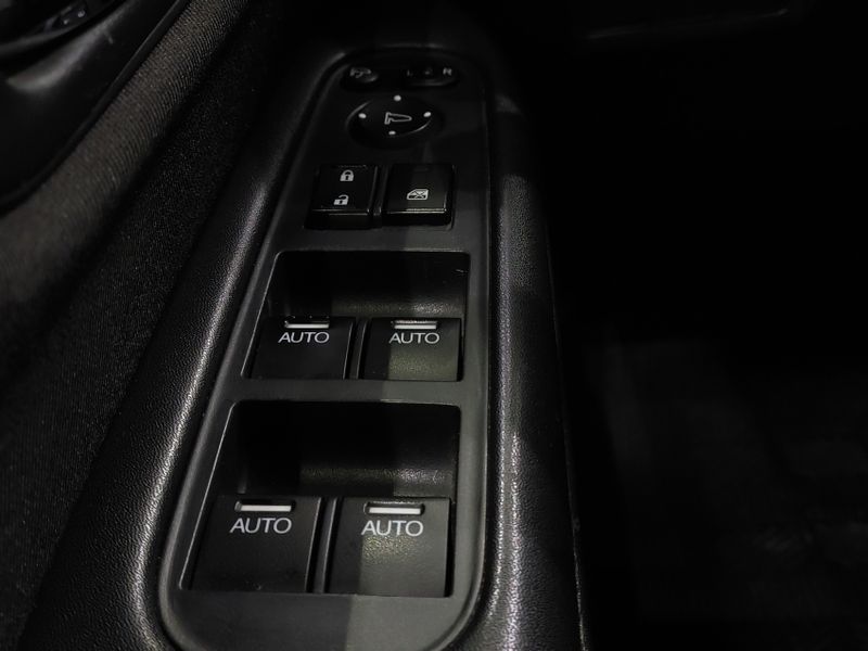 Honda HR-V 1.8 16V FLEX EXL 4P AUTOMÁTICO 2016/2016 BETIOLO NOVOS E SEMINOVOS LAJEADO / Carros no Vale