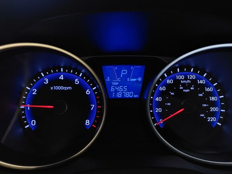 Hyundai IX35 2.0 MPFI GLS 16V FLEX 4P AUTOMÁTICO 2014/2015 BETIOLO NOVOS E SEMINOVOS LAJEADO / Carros no Vale