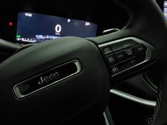 JEEP COMMANDER 1.3 T270 TURBO FLEX LONGITUDE AT6 2024/2025 BETIOLO NOVOS E SEMINOVOS LAJEADO / Carros no Vale