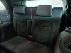 JEEP COMMANDER 2.0 HURRICANE 4 TURBO GASOLINA BLACKHAWK AT9 2024/2025 BETIOLO NOVOS E SEMINOVOS LAJEADO / Carros no Vale