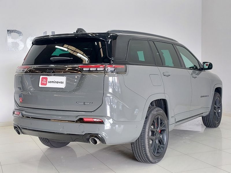 JEEP COMMANDER 2.0 HURRICANE 4 TURBO GASOLINA BLACKHAWK AT9 2024/2025 BETIOLO NOVOS E SEMINOVOS LAJEADO / Carros no Vale