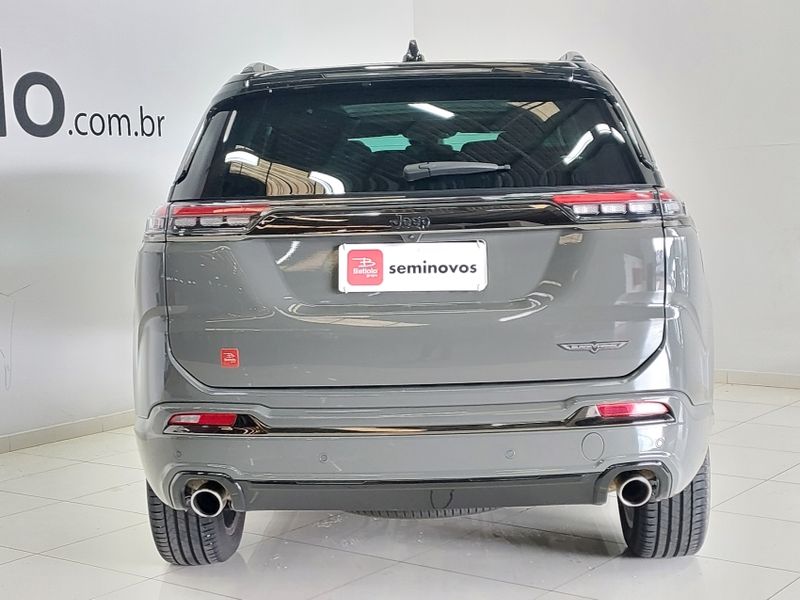 JEEP COMMANDER 2.0 HURRICANE 4 TURBO GASOLINA BLACKHAWK AT9 2024/2025 BETIOLO NOVOS E SEMINOVOS LAJEADO / Carros no Vale