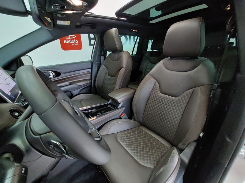 JEEP COMMANDER 2.0 TD380 TURBO DIESEL OVERLAND AT9 2022/2022 BETIOLO NOVOS E SEMINOVOS LAJEADO / Carros no Vale